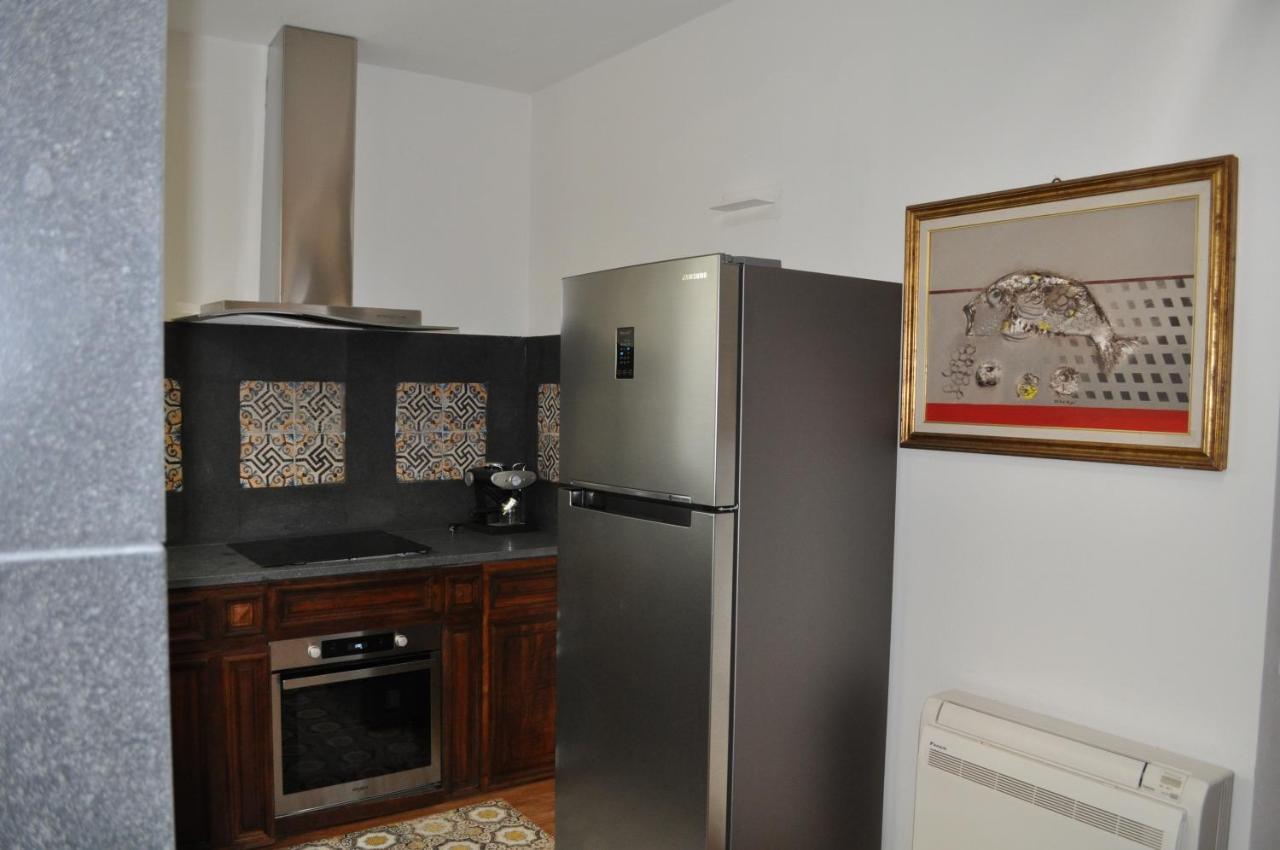 Casa Di Mario Appartamento In Centro Storico Con Due Camere Da Letto E Terrazze Cagliari Exterior foto